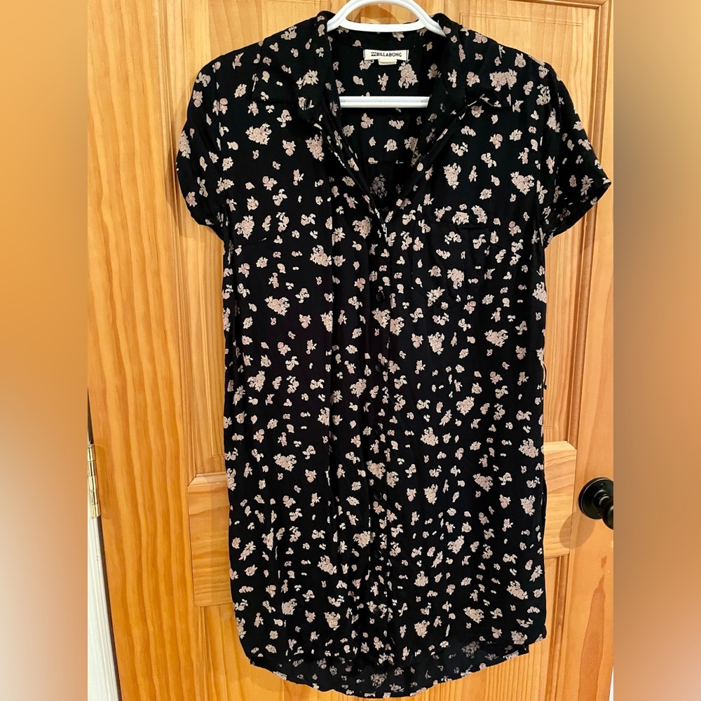 Womens small Billabong dress